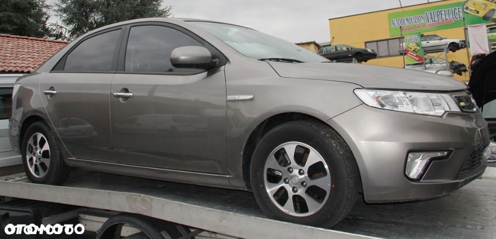 KIA FORTE CZĘŚCI HYBRYDA