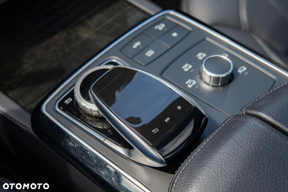 Mercedes-Benz GLE 400 4-Matic 9G-TRONIC - 19