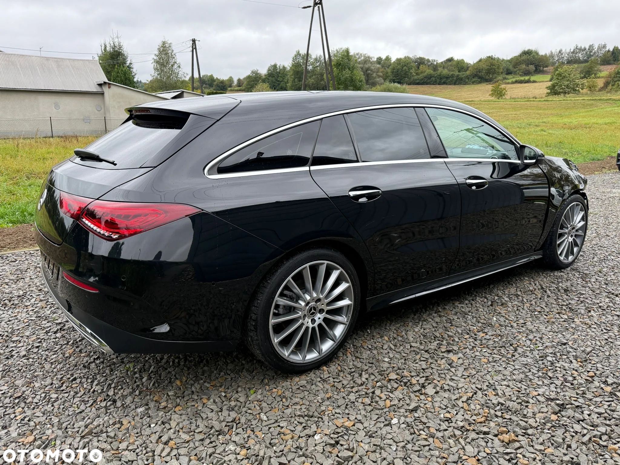 Mercedes-Benz CLA 200 d Shooting Brake 8G-DCT AMG Line - 12
