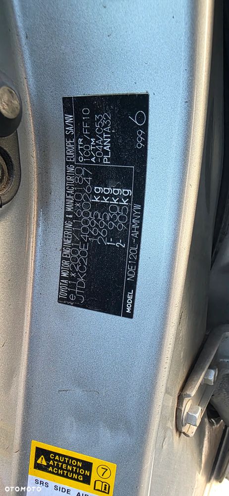 Toyota Corolla 1.4 D-4D - 12