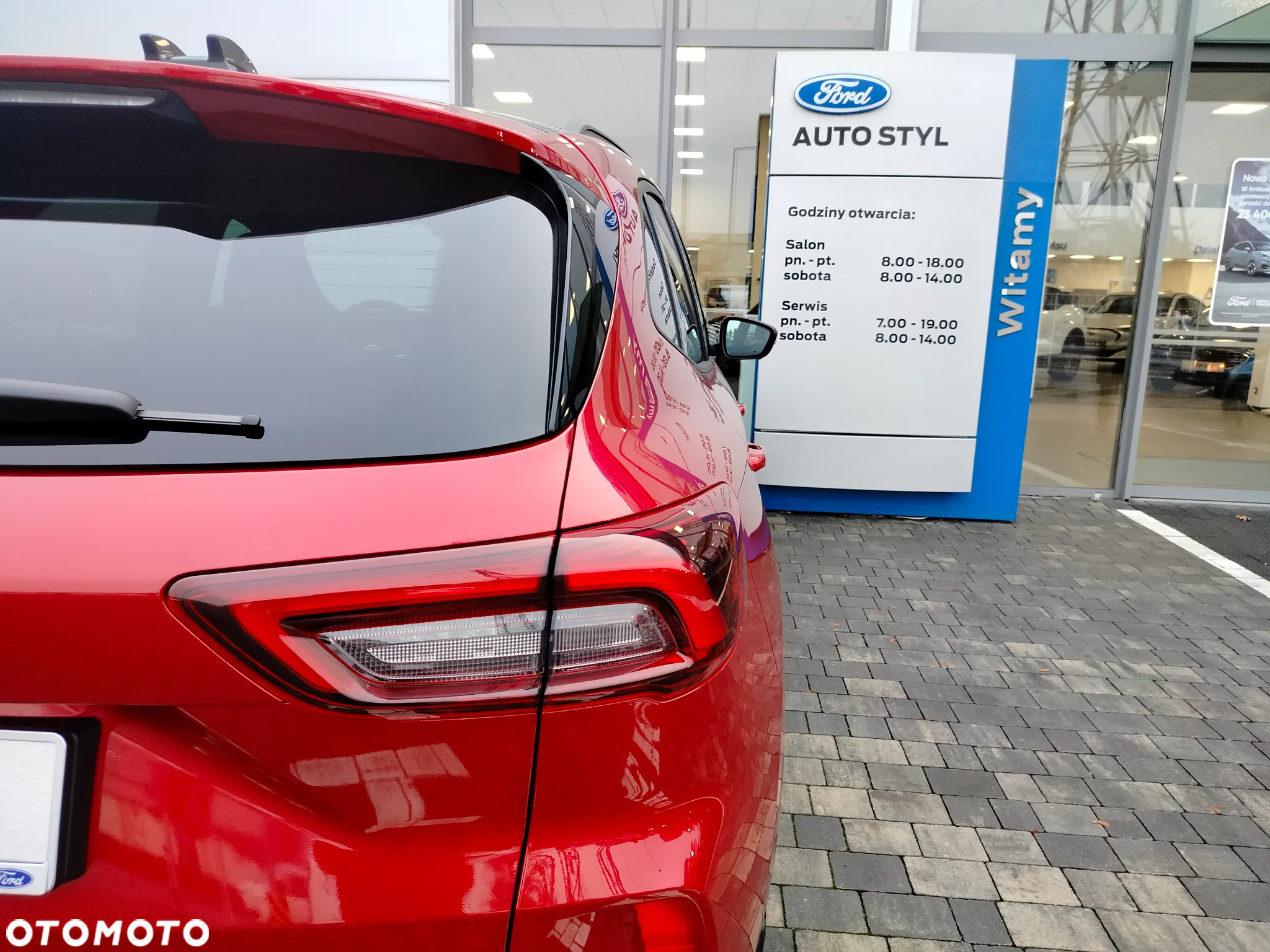 Ford Kuga 1.5 EcoBoost FWD ST-Line X - 14