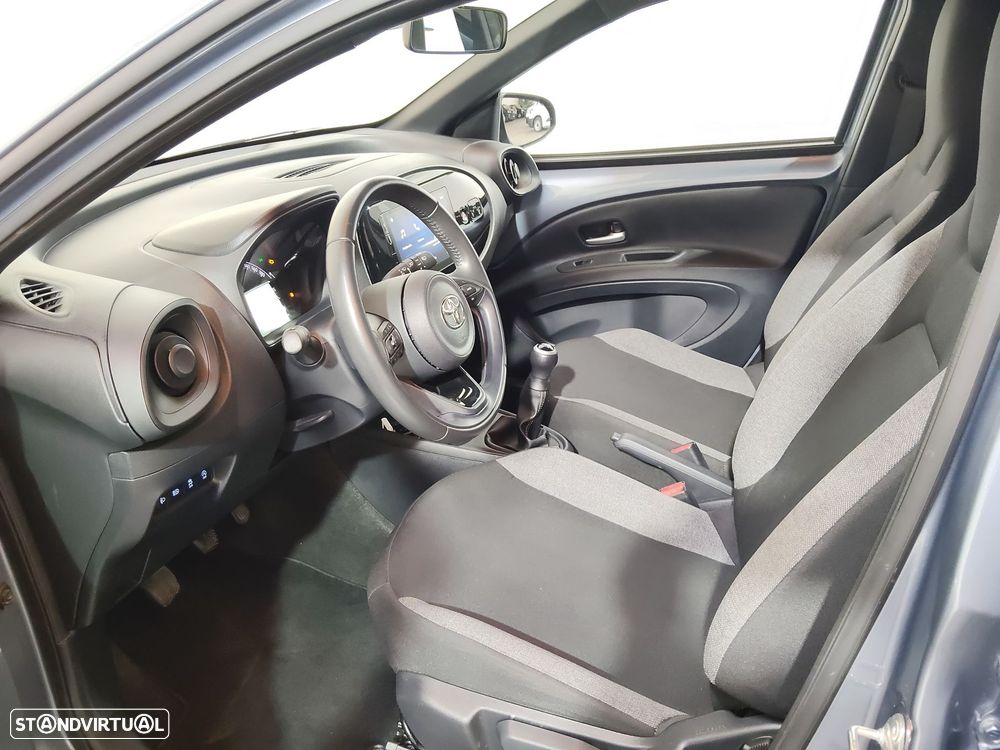 Toyota Aygo X - 13