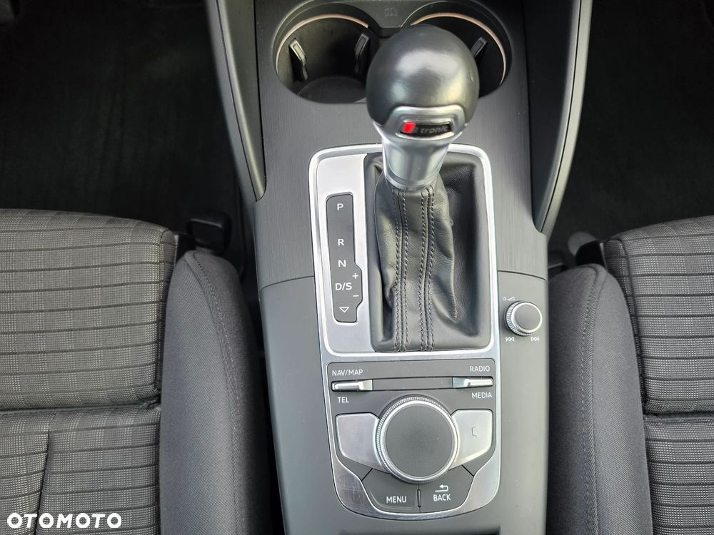 Audi A3 Sportback 1.5 TFSI cylinder on demand S tronic sport - 12