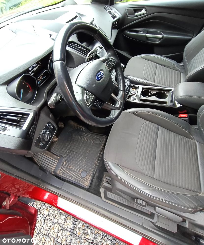 Ford Kuga 1.5 EcoBoost FWD Titanium ASS GPF - 6
