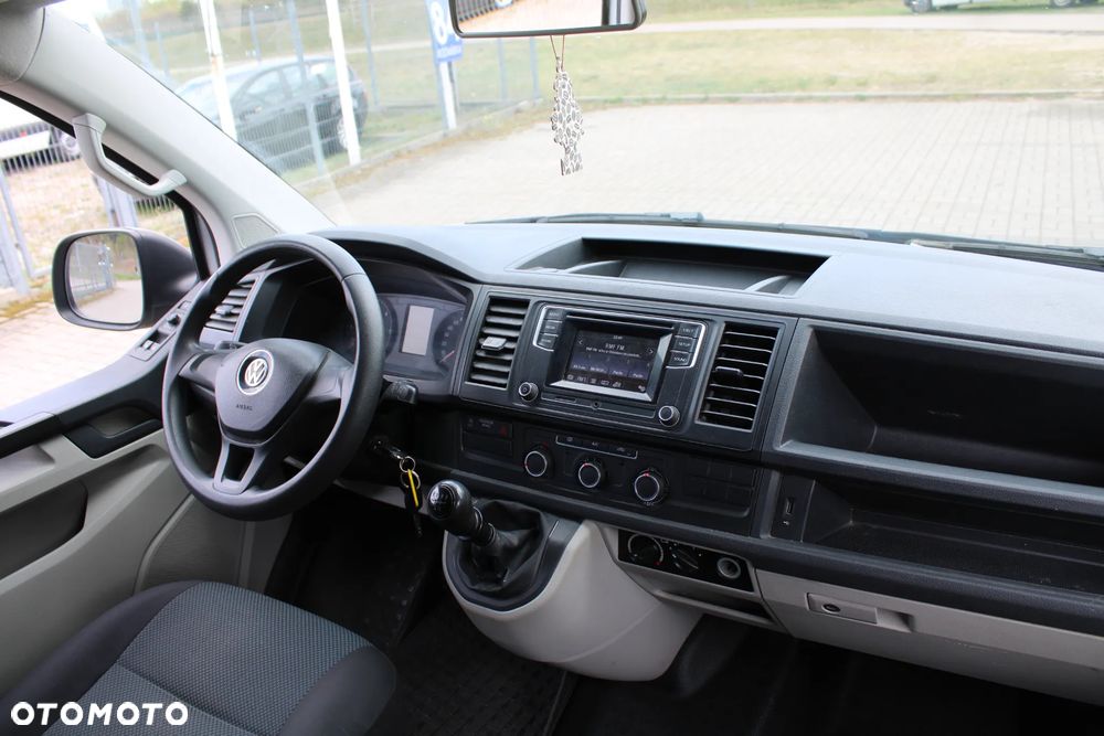 Volkswagen Transporter - 15