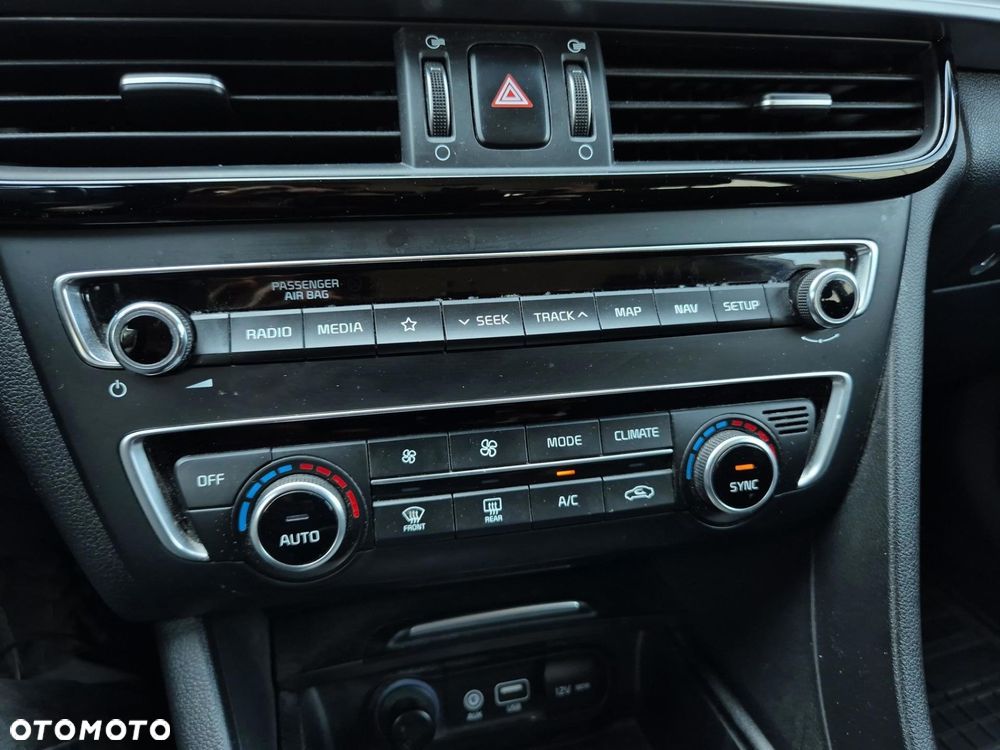 Kia Optima 1.6 T-GDI M DCT - 22