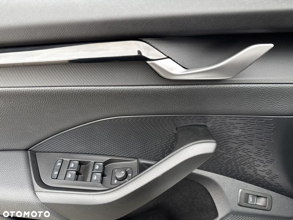 Skoda Octavia 1.5 TSI Selection - 17