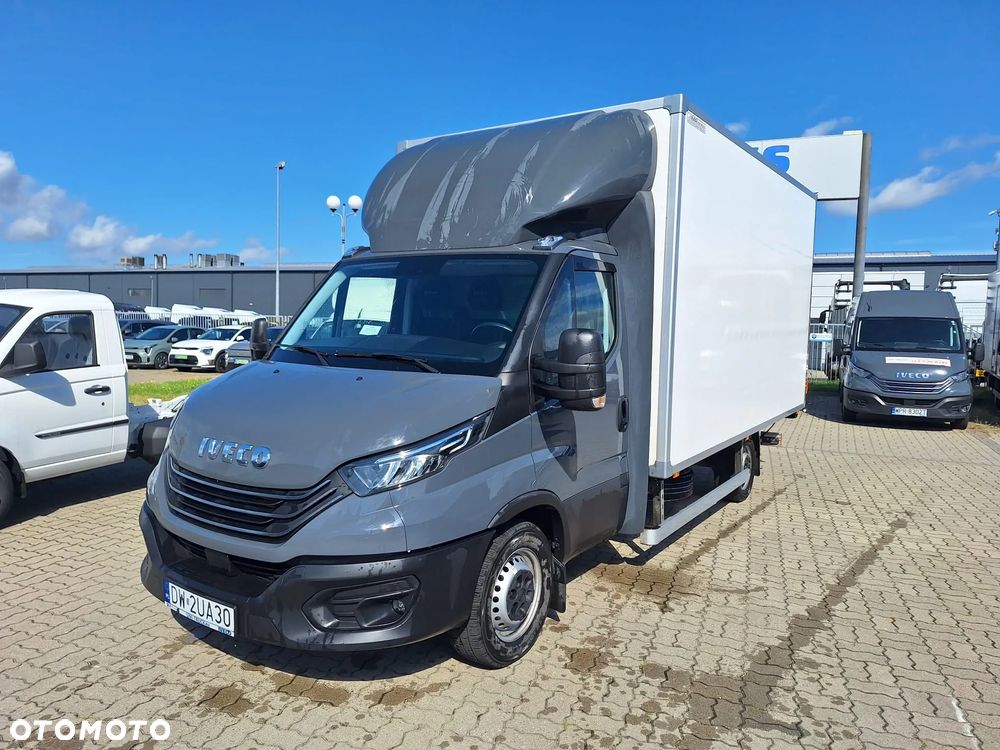 Iveco Daily 35S18 kontener 8EP / winda 750kg / krajowy / 3.0 180KM / LED - 3