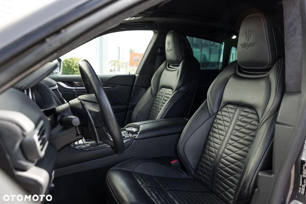 Maserati Levante Trofeo Q4 - 10