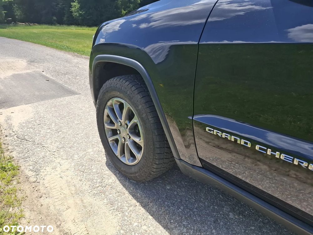 Jeep Grand Cherokee - 9