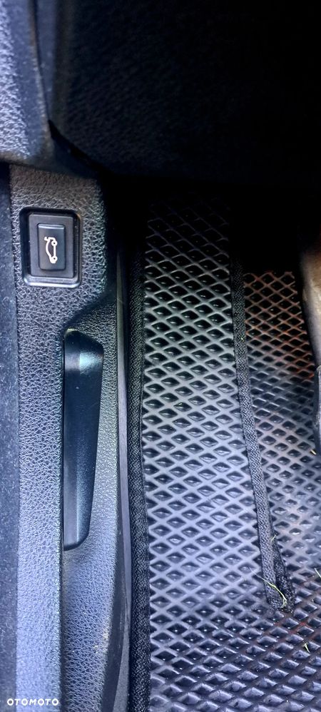 BMW Seria 5 520d Efficient Dynamics - 22