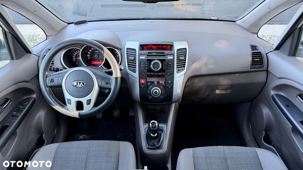 Kia Venga 1.4 L - 13