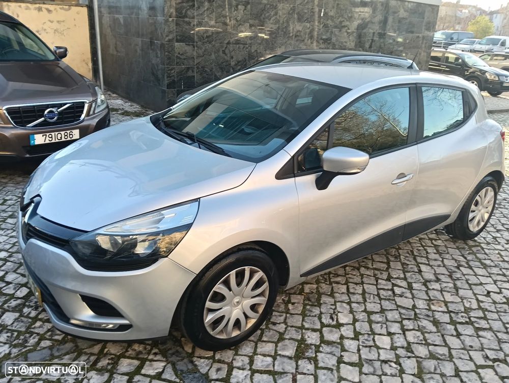Renault Clio 1.5 dCi Zen - 23