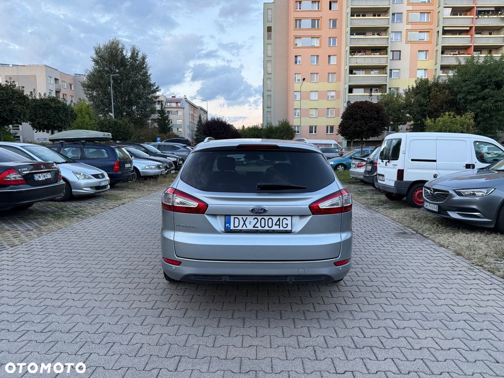 Ford Mondeo 2.0 TDCi Titanium - 9