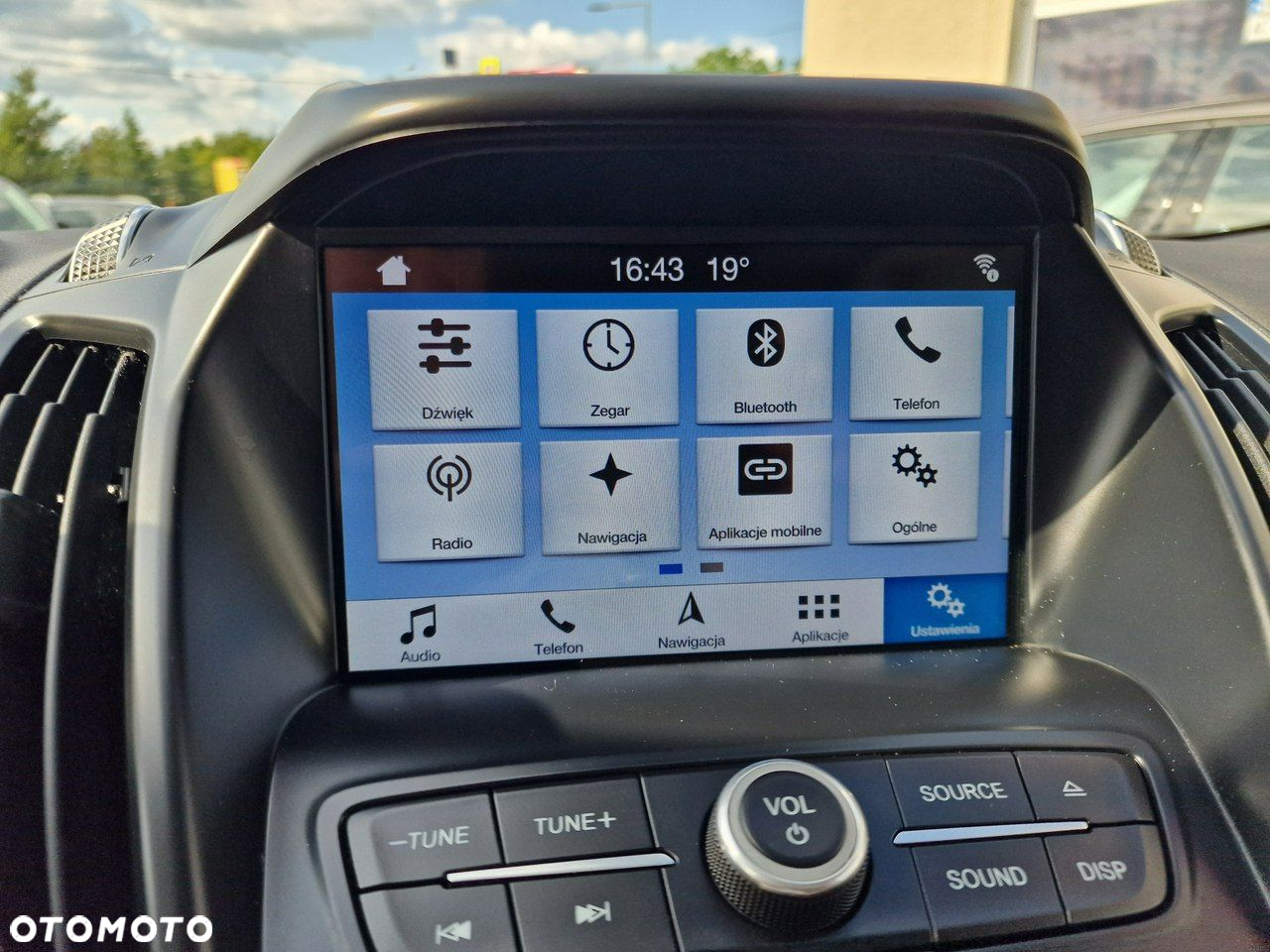 Ford Kuga 1.5 EcoBoost 2x4 Titanium - 28