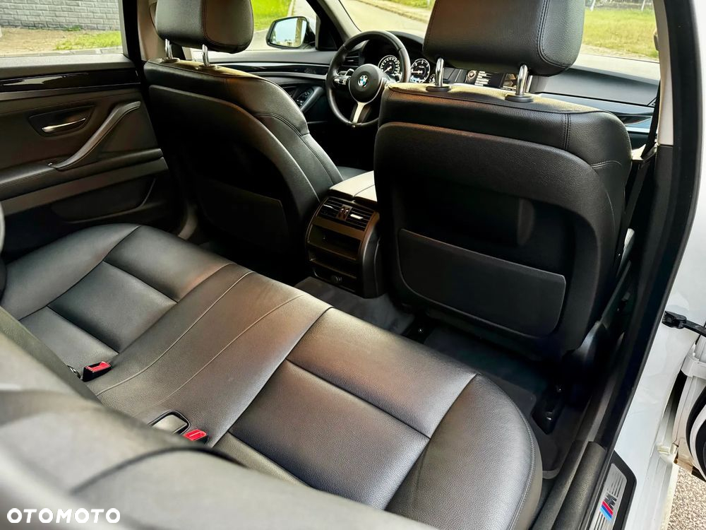 BMW Seria 5 520d xDrive M Sport sport - 27