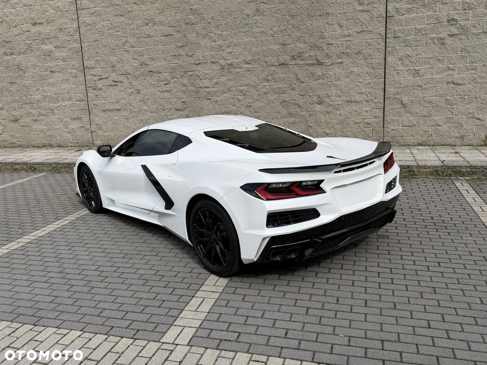 Chevrolet Corvette - 6