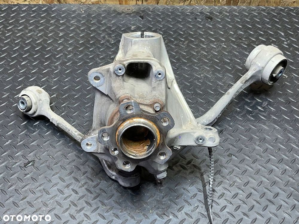 zwrotnica przednia przód strona prawa bmw x3 g01 6882598