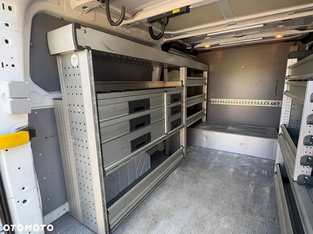 Ford Transit Custom - 27