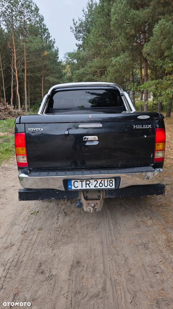 Toyota Hilux 2011 photo 2