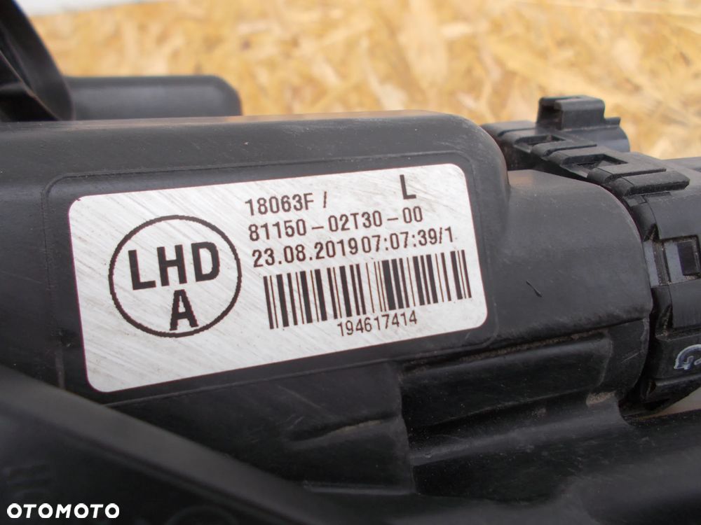 TOYOTA COROLLA E21 SEDAN LAMPA LEWA 81150-02T30-00 - 3