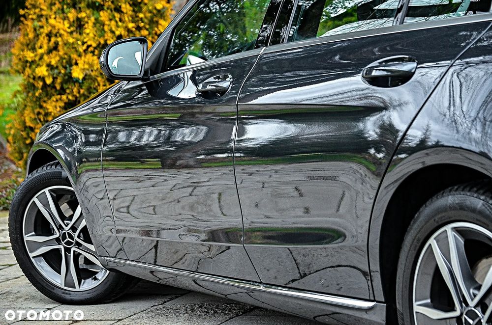 Mercedes-Benz Klasa C 180 7G-TRONIC Exclusive - 18