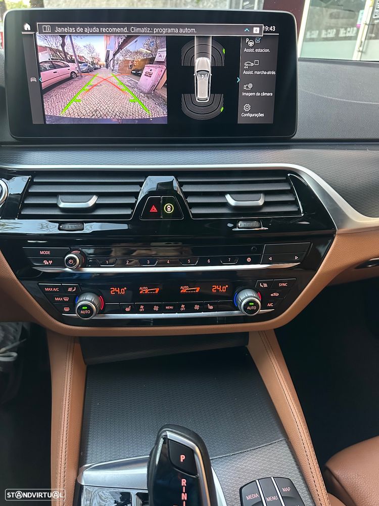 BMW 530 e Pack Desportivo M - 18