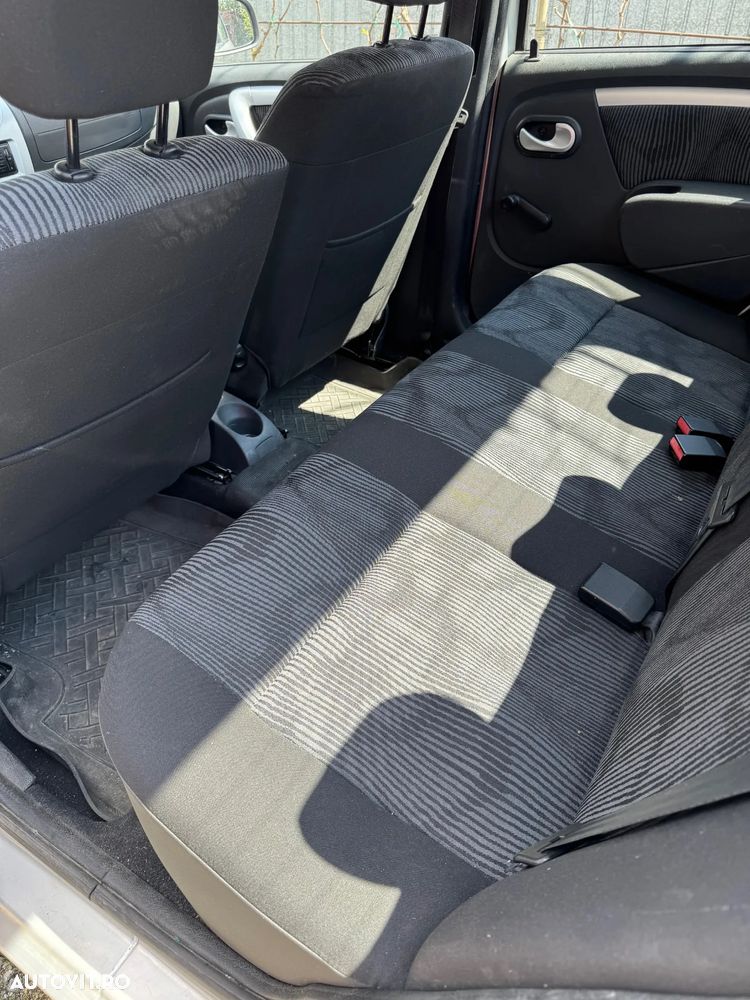 Dacia Logan 1.2 Laureate - 9