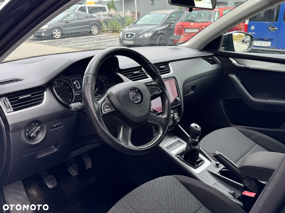 Skoda Octavia 1.4 TSI Ambition - 21