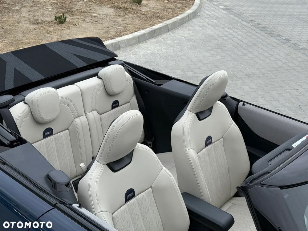 MINI John Cooper Works - 15