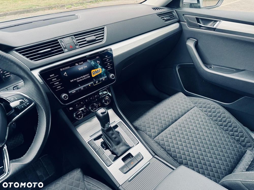 Skoda Superb 1.5 TSI Ambition DSG - 22