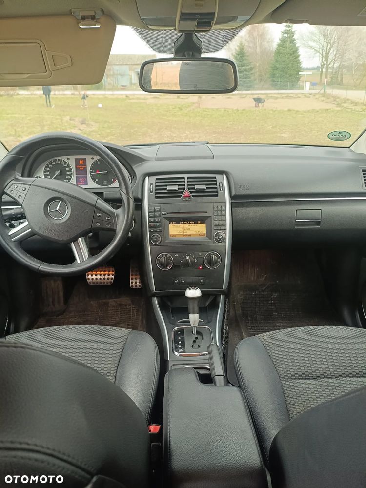 Mercedes-Benz Klasa B 200 CDI DPF Autotronic SPORT EDITION - 15