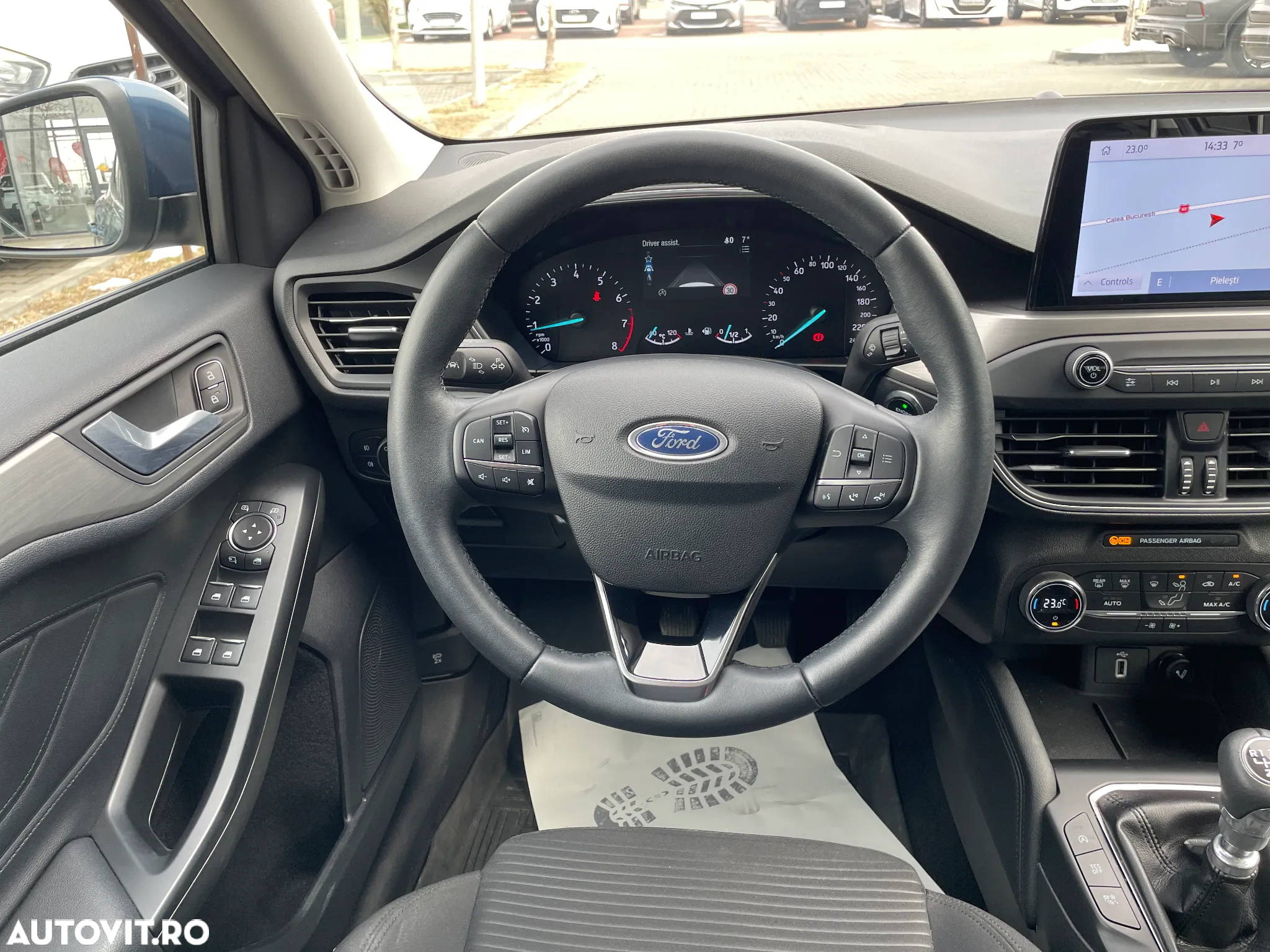 Ford Focus 1.5 Ecoboost Titanium Business - 16