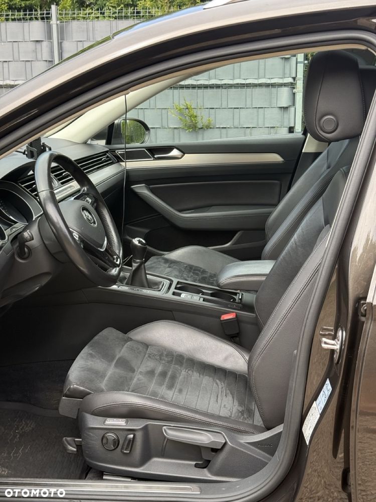 Volkswagen Passat 1.8 TSI BMT Highline - 8