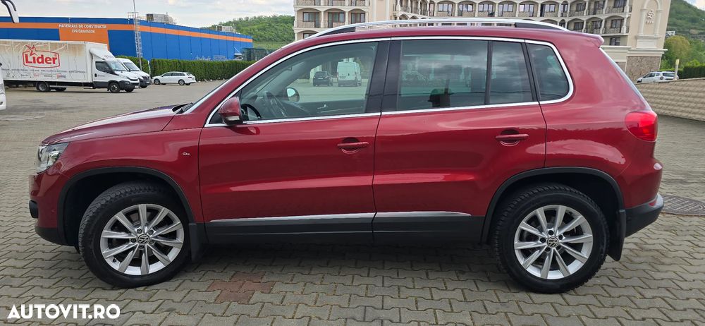 Volkswagen Tiguan - 2