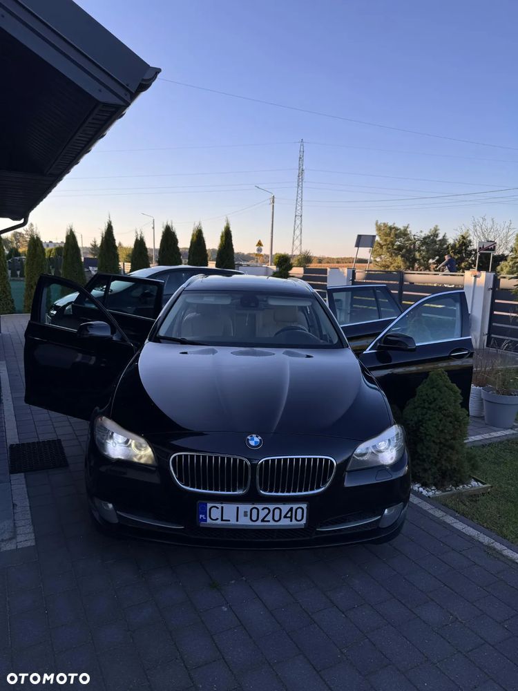 BMW Seria 5 520d Touring Sport-Aut - 3