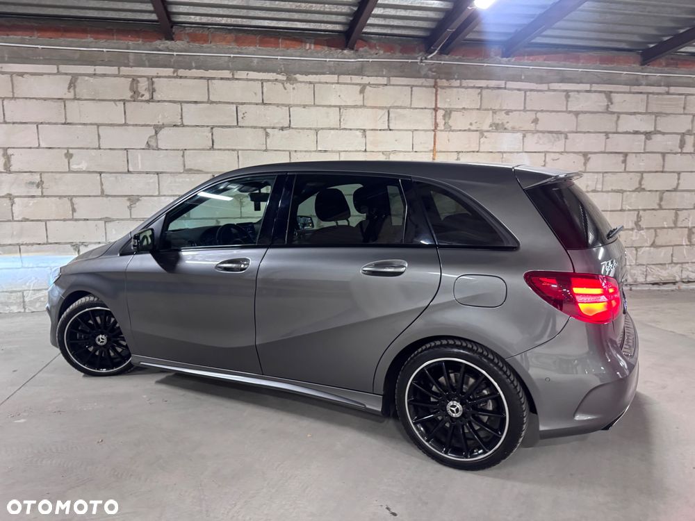 Mercedes-Benz Klasa B 220 (CDI) d 4Matic 7G-DCT AMG Line - 15