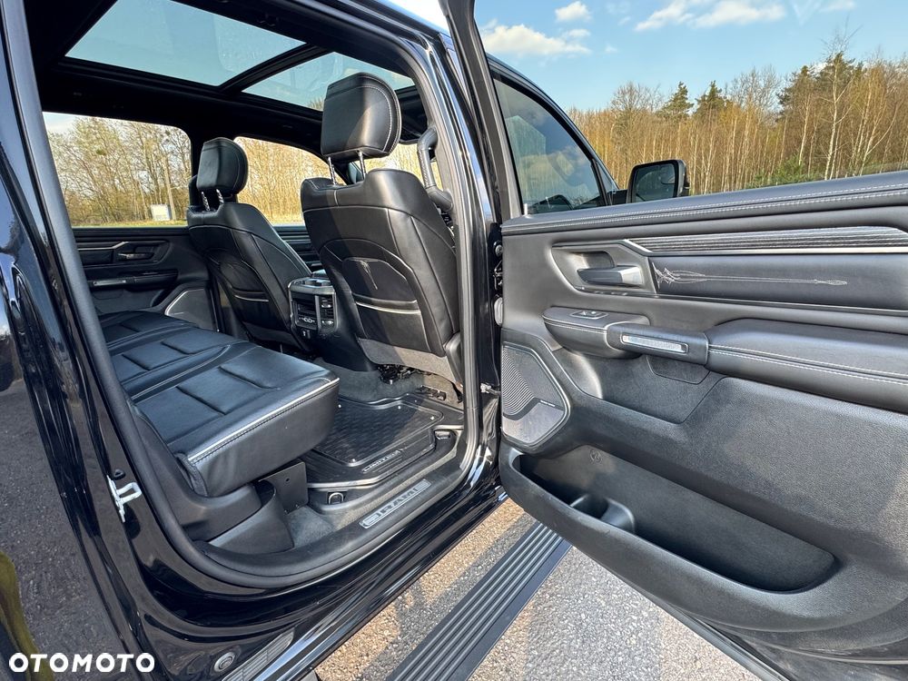 RAM 1500 5.7 Crew Cab Limited - 31