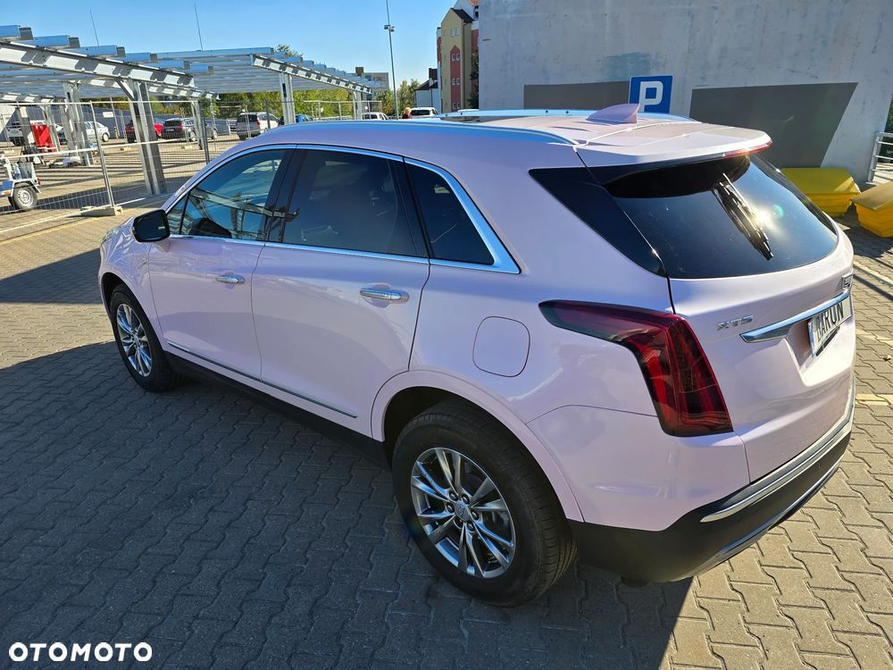 Cadillac XT5 - 8