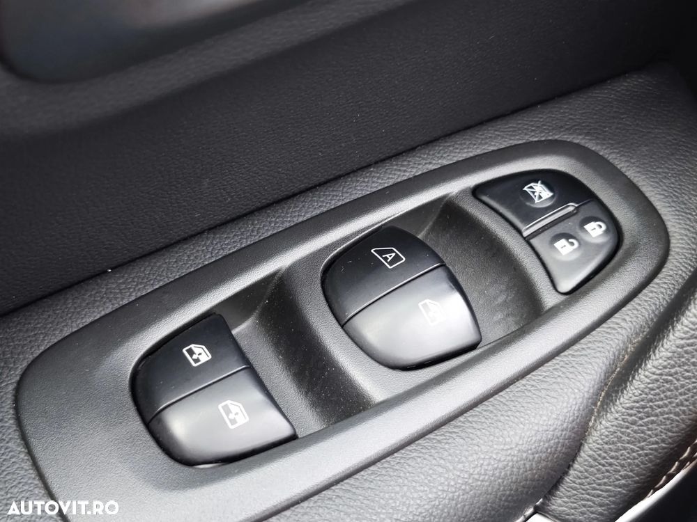 Renault Kadjar 1.6 DCI CVT Intens - 28