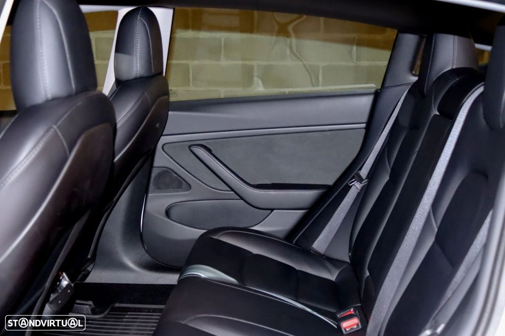Tesla Model 3 Standard RWD Plus - 14