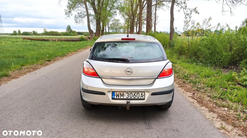 Opel Astra 1.7 CDTI Edition - 4