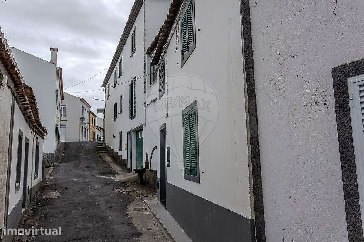 Moradia T2 para venda - Grande imagem: 2/28