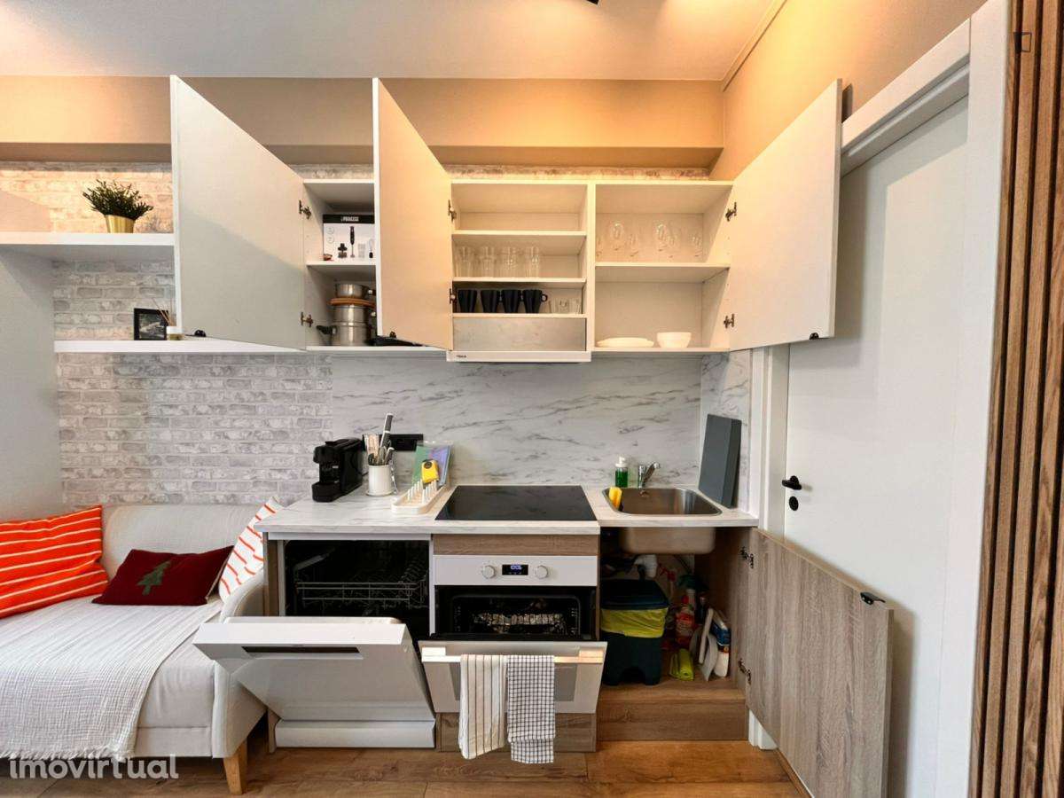 Apartamento com 1 quartos - localizado em Cedofeita Porto - Grande imagem: 5/16