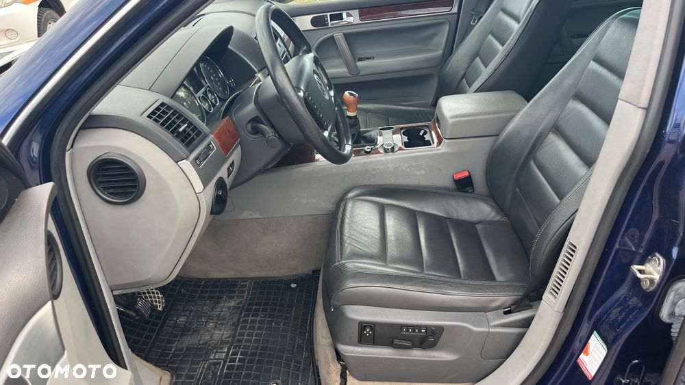 Volkswagen Touareg 2.5 R5 TDI - 25