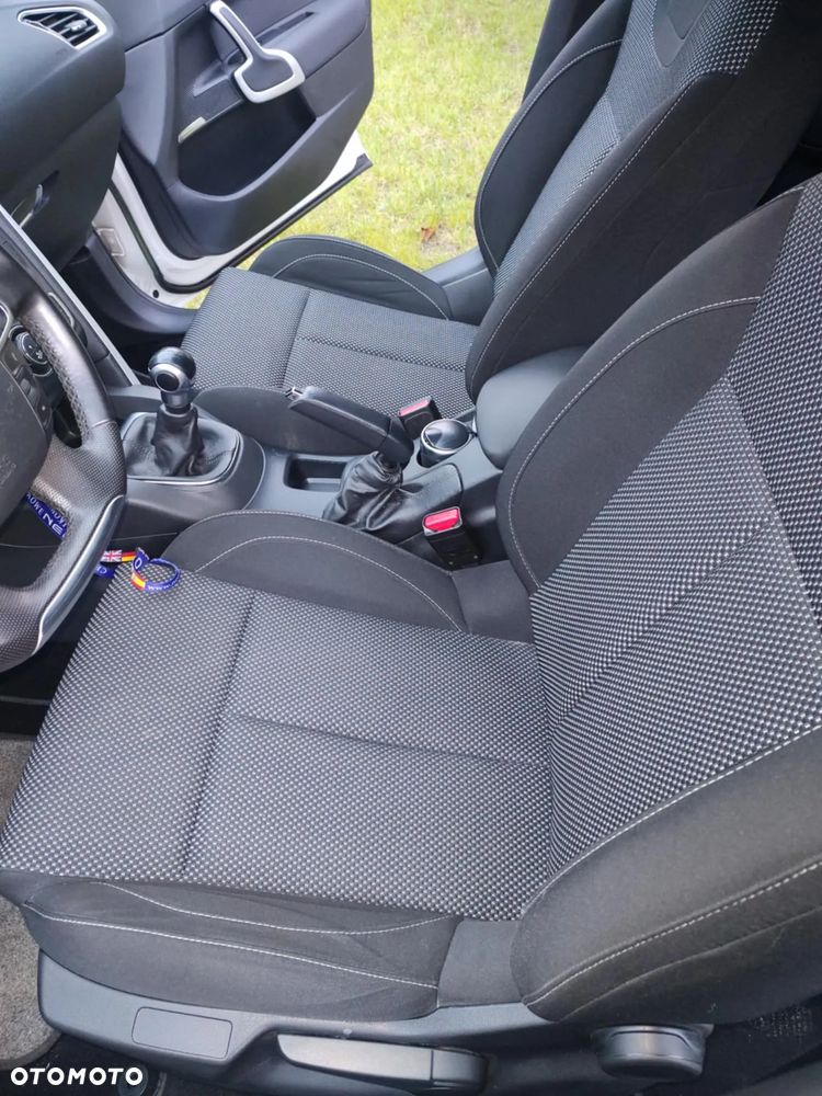 Citroën DS4 1.6 VTi SoChic - 5