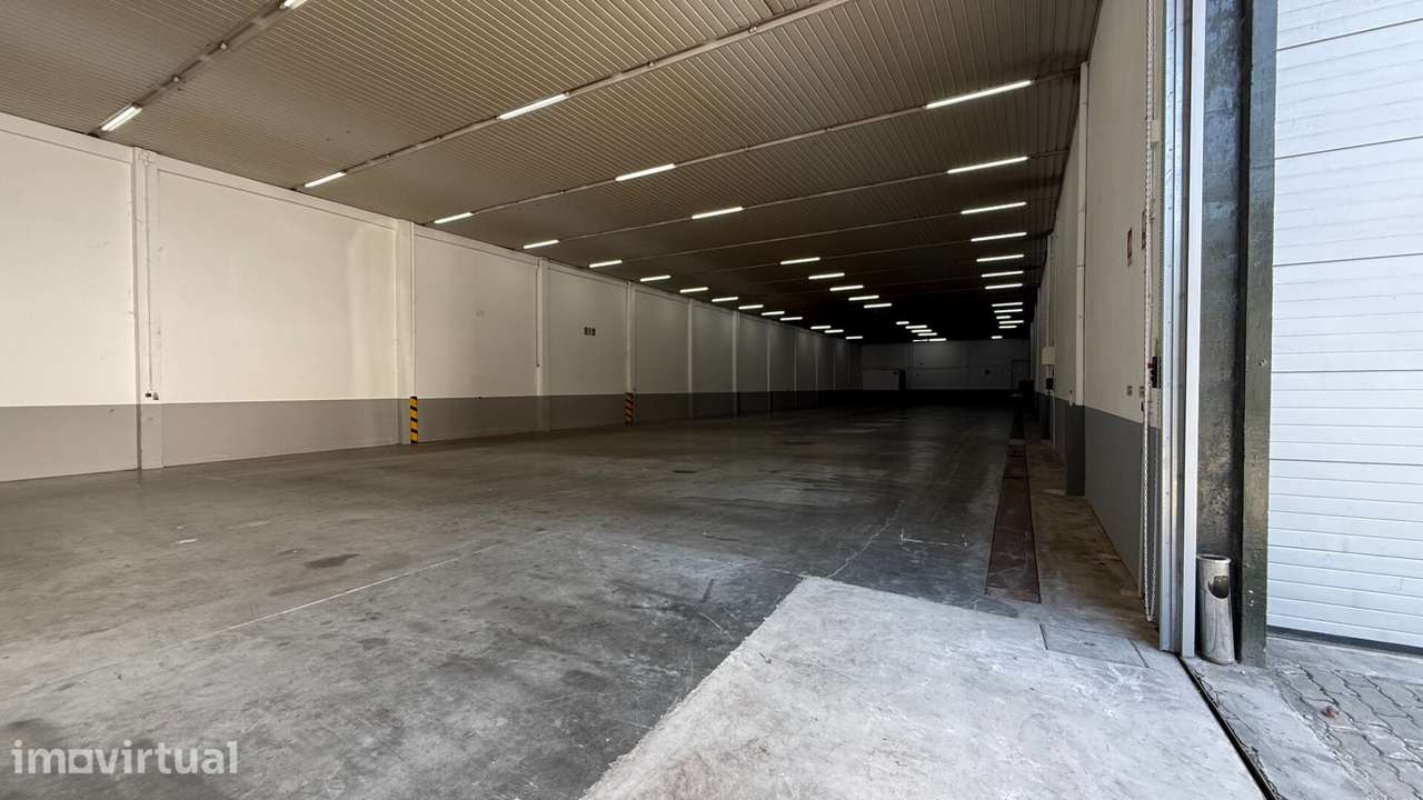 Armazém para Arrendamento – Nespereira, Guimarães - Grande imagem: 3/11