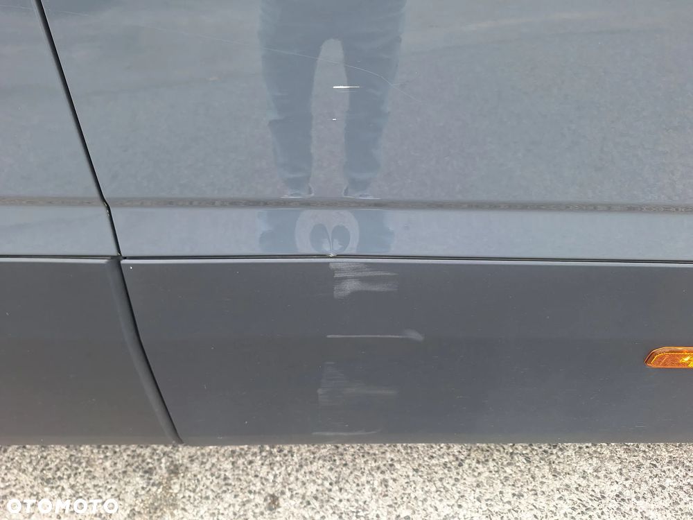 Iveco Daily 35S18 furgon 16m max długi Hak 3,5t Ledy Kamera Sklejka - 24