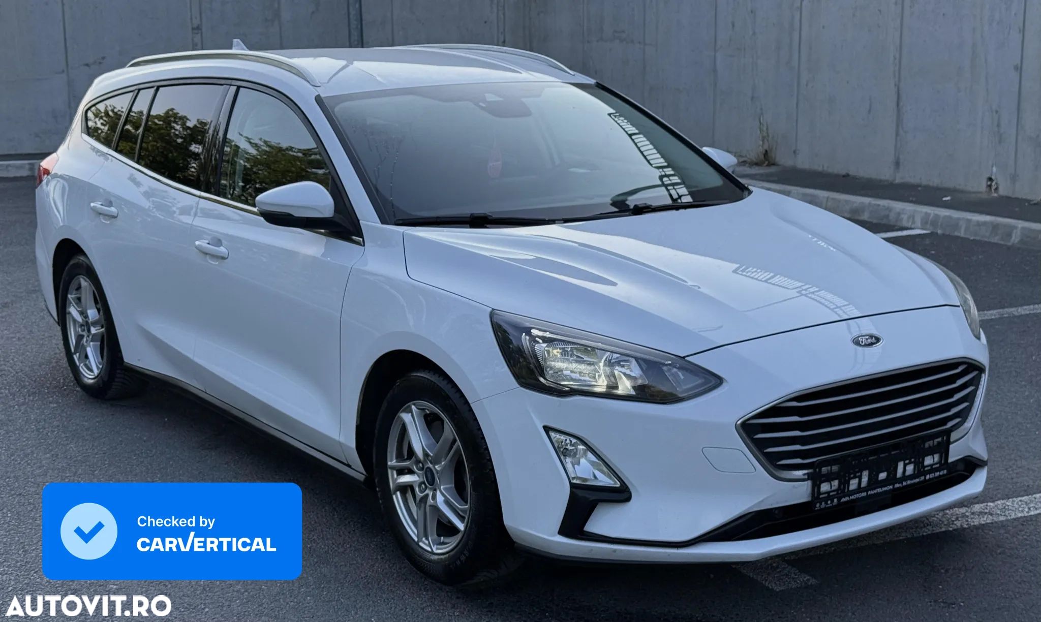 Ford Focus 1.0 EcoBoost Trend Edition - 1