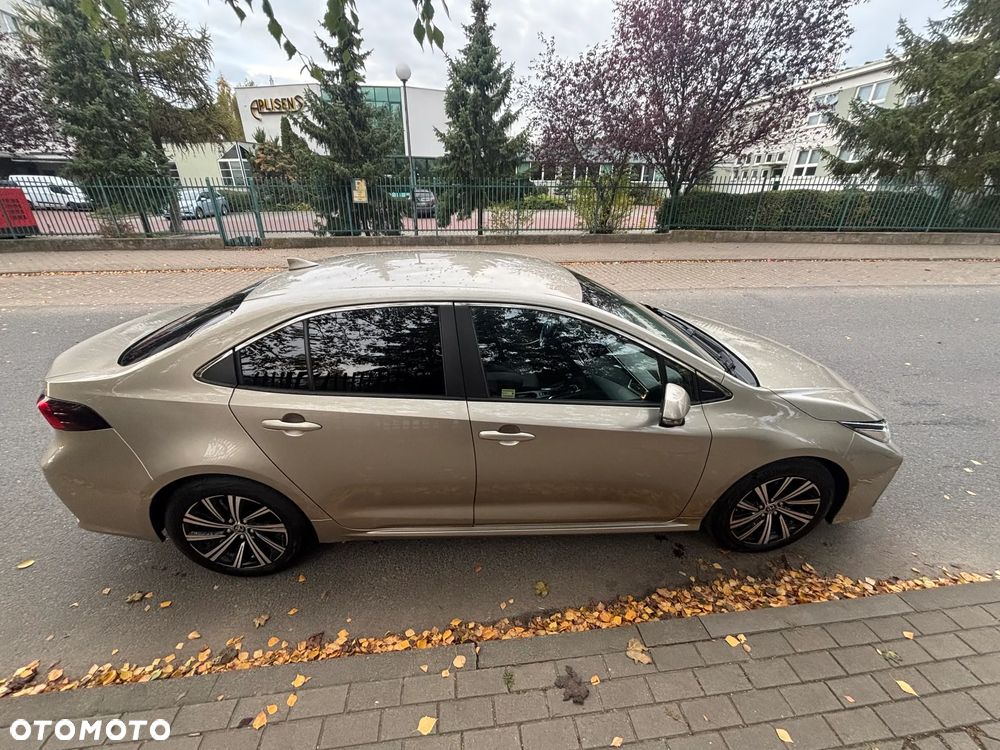 Toyota Corolla 1.8 Hybrid Executive - 9